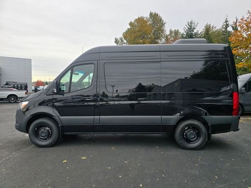 New 2025 Mercedes-Benz Sprinter 2500 image 3
