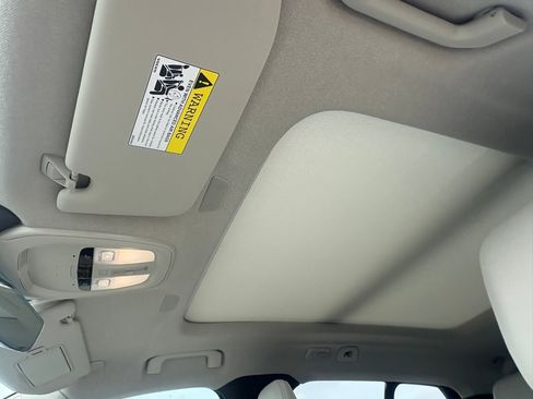 New 2026 Volvo XC40 B5 Plus w/ Protection Package Premier image 22