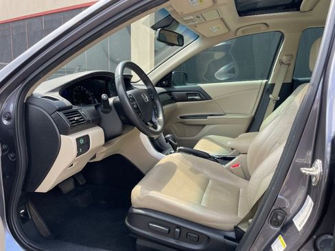 Used 2015 Honda Accord EX-L image 3