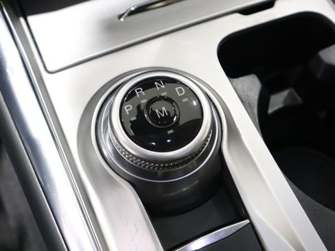 Used 2020 Ford Explorer XLT w/ Equipment Group 202A image 34