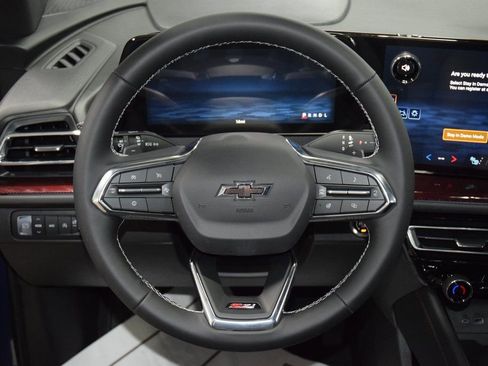 New 2026 Chevrolet Traverse Z71 w/ Driver Confidence Package image 32