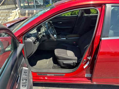 Used 2024 Nissan Sentra SV w/ All-Weather Package FWD image 9