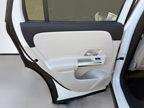 Used 2025 Mercedes-Benz GLA 250 GLA 250 image 44