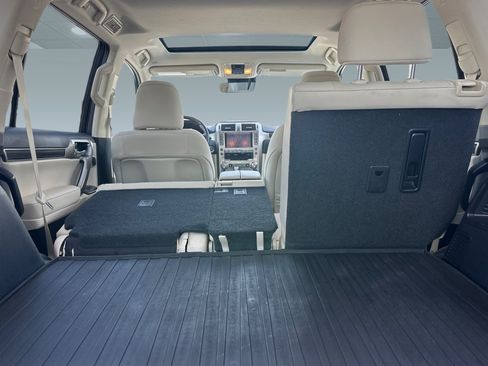 Used 2021 Lexus GX 460 Premium w/ Premium Plus Package AWD/4WD image 28