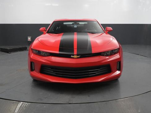Used 2018 Chevrolet Camaro LT image 8