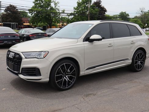 Used 2023 Audi Q7 3.0T Prestige w/ Prestige Package AWD/4WD image 1