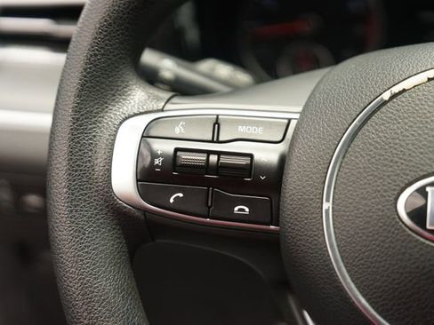 Used 2021 Kia K5 LXS FWD image 22
