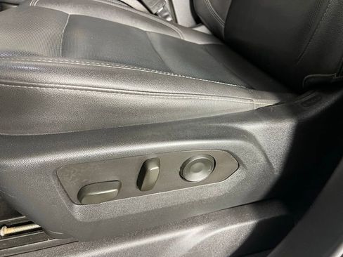 Used 2024 Chevrolet Silverado 2500 LTZ image 24