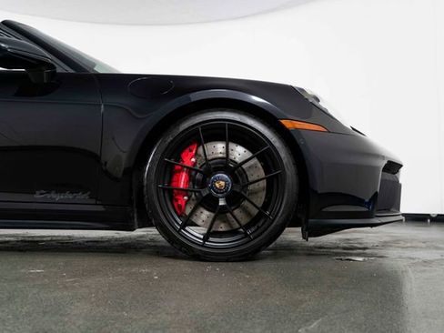 Used 2025 Porsche 911 Carrera 4 GTS image 11