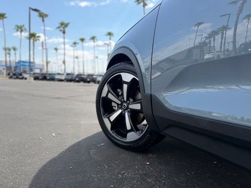 Used 2020 Volvo XC40 T5 Momentum AWD/4WD image 4