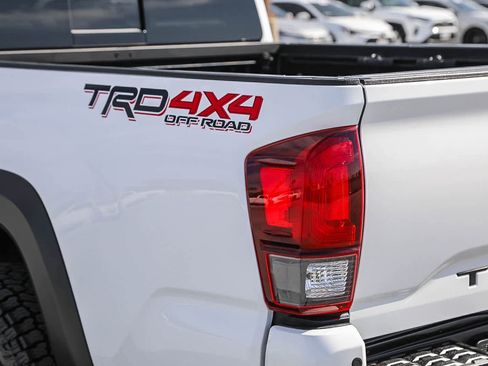Certified 2023 Toyota Tacoma TRD Off-Road w/ TRD Premium Off Road Package image 10