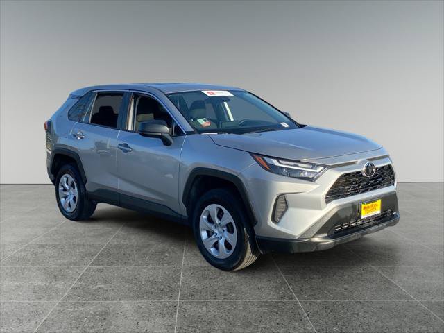 Certified 2025 Toyota RAV4 LE AWD/4WD image 7