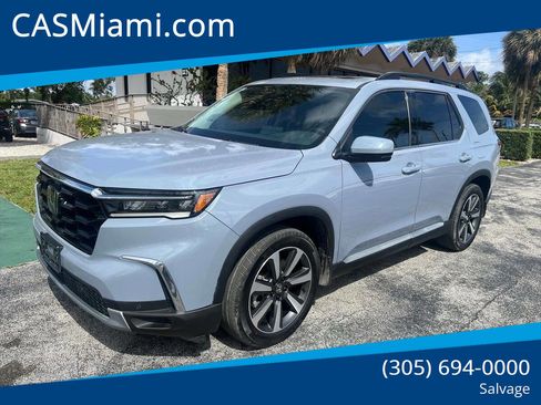 Used 2023 Honda Pilot Touring image 1