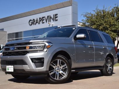Used 2024 Ford Expedition XLT