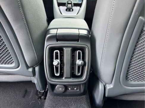 Used 2021 Polestar Polestar 2 Launch Edition Hatchback 4D image 41