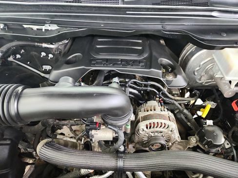 Used 2019 RAM 1500 Tradesman w/ SXT Appearance Group image 30