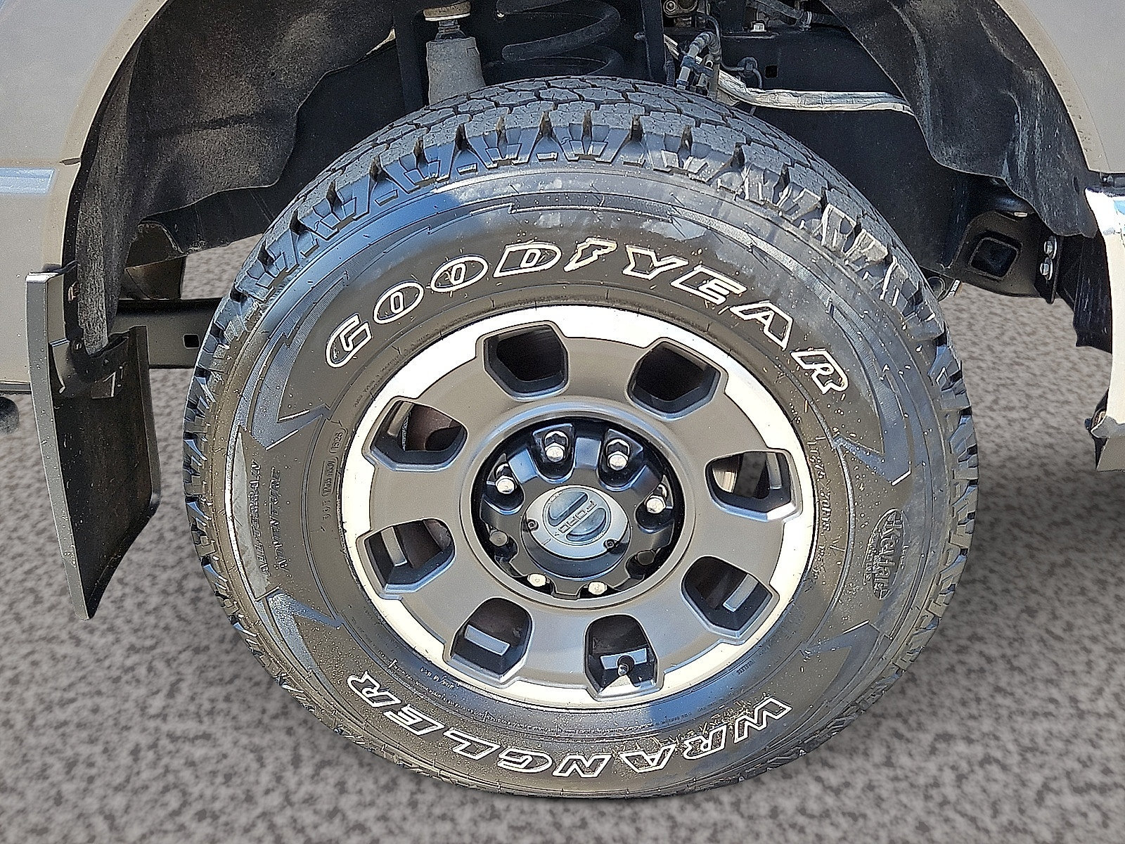 Used 2023 Ford F250 Lariat w/ Lariat Ultimate Package AWD/4WD image 8