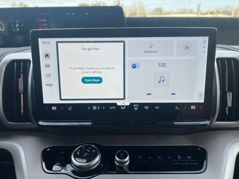 New 2026 Ford Expedition Active image 8