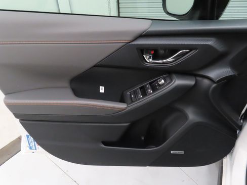 New 2025 Subaru Crosstrek 2.5i Limited w/ Crosstrek Mirror Package image 12