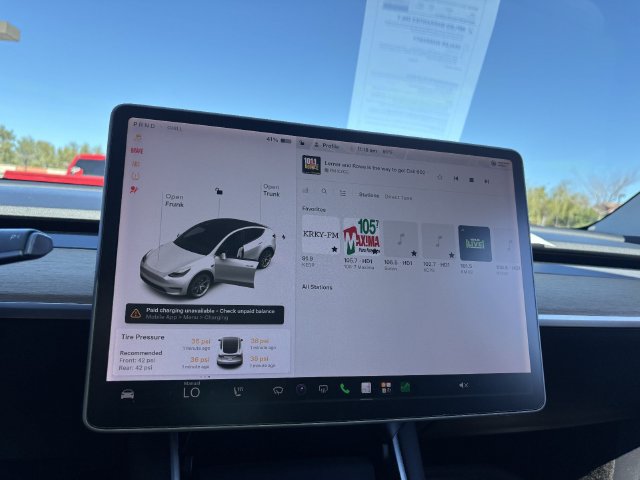 Used 2020 Tesla Model Y Long Range AWD/4WD image 24
