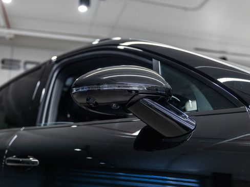 Certified 2026 Porsche Macan AWD/4WD image 18