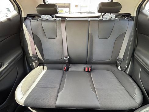 Used 2025 Buick Encore GX Preferred FWD image 37
