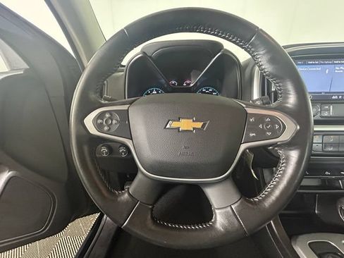Used 2022 Chevrolet Colorado LT w/ LT Convenience Package AWD/4WD image 14