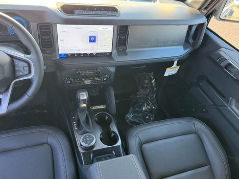 New 2026 Ford Bronco Big Bend w/ Black Diamond Package AWD/4WD image 12