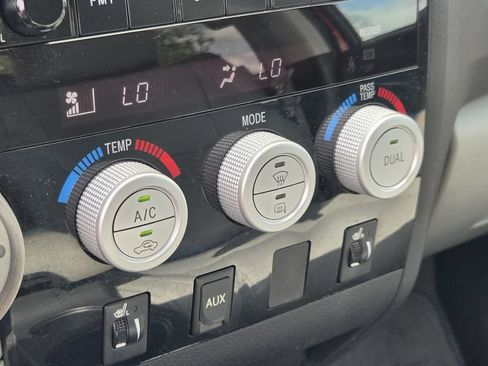 Used 2007 Toyota Tundra Limited RWD image 17