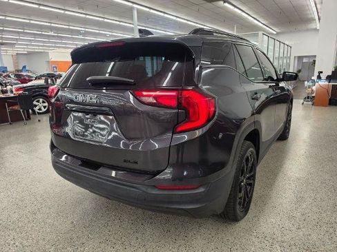 Used 2020 GMC Terrain SLE w/ Driver Convenience Package FWD image 5
