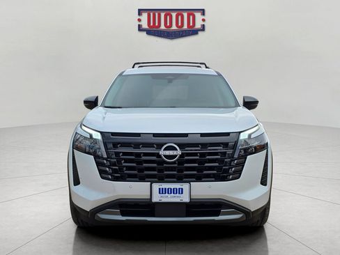 New 2026 Nissan Pathfinder SL image 5