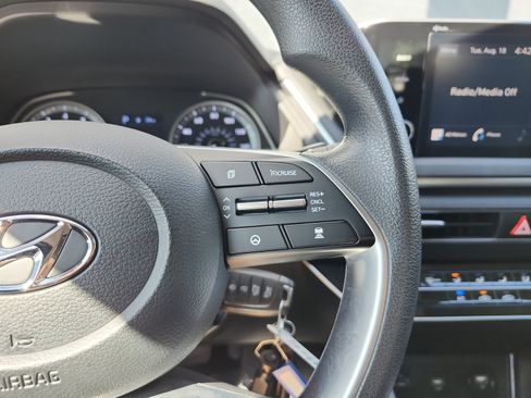 Used 2023 Hyundai Sonata SE FWD image 21