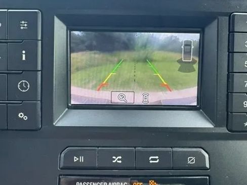 Used 2019 Ford F150 XL w/ Equipment Group 101A Mid AWD/4WD image 18