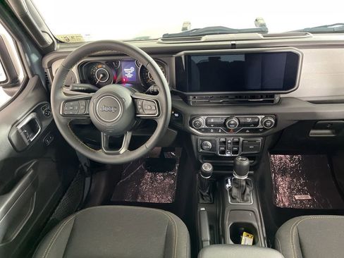 Used 2024 Jeep Wrangler Sport S image 4