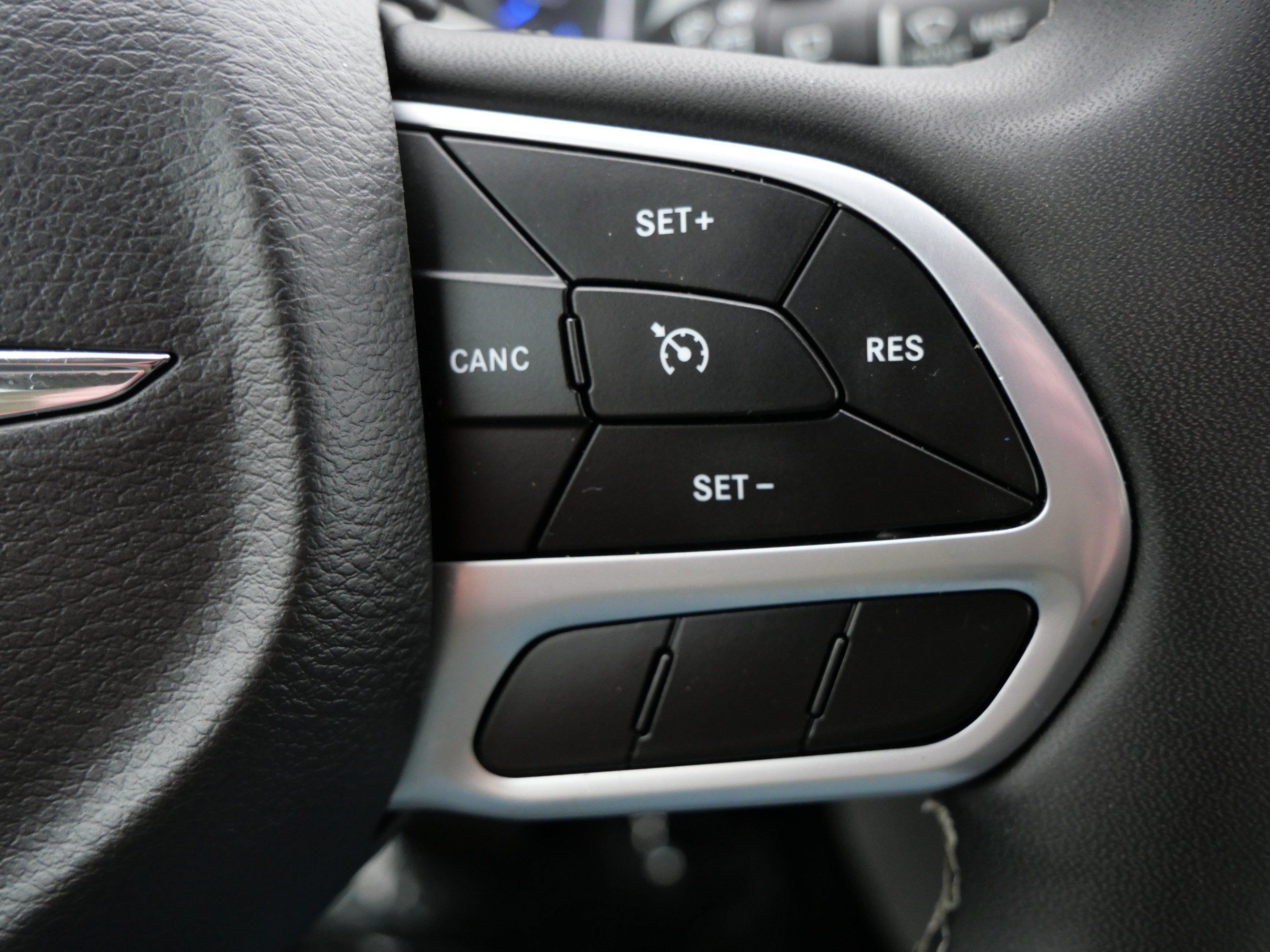 Used 2024 Chrysler Voyager LX FWD image 25
