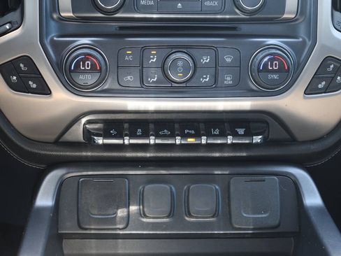 Used 2019 GMC Sierra 3500 Denali w/ Duramax Plus Package AWD/4WD image 21