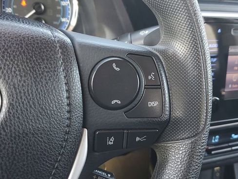 Used 2019 Toyota Corolla LE image 21