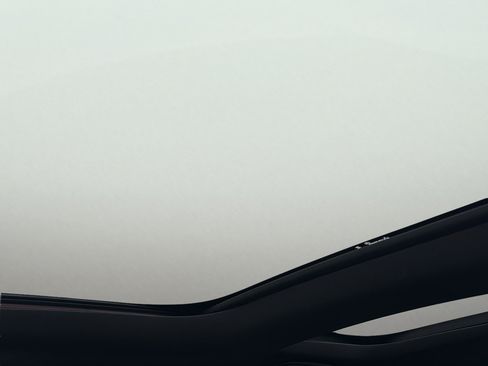 Certified 2022 Mercedes-Benz GLB 250 4MATIC image 18
