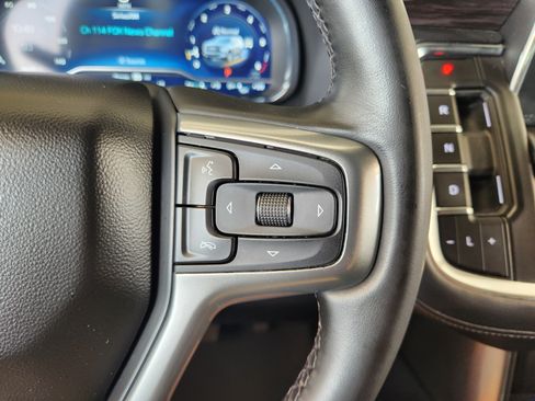 Used 2024 Chevrolet Suburban LT AWD/4WD image 30