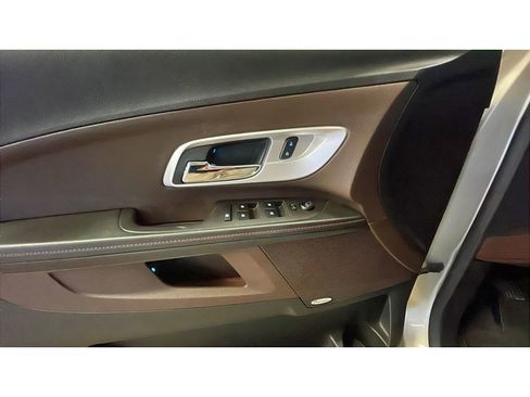 Used 2015 Chevrolet Equinox LTZ image 9