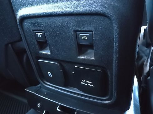 Used 2023 Ford Bronco Badlands w/ Sasquatch Package image 87