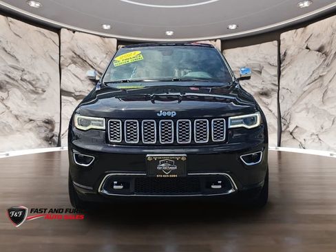 Used 2021 Jeep Grand Cherokee Overland AWD/4WD image 3