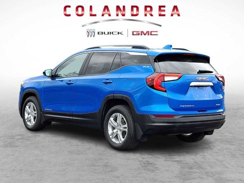 Certified 2024 GMC Terrain SLE w/ Driver Convenience Package AWD/4WD image 4