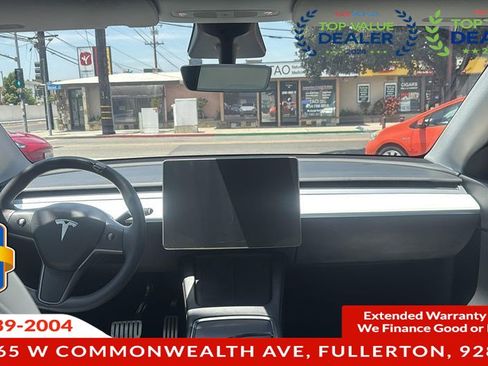 Used 2021 Tesla Model Y Performance AWD/4WD image 17