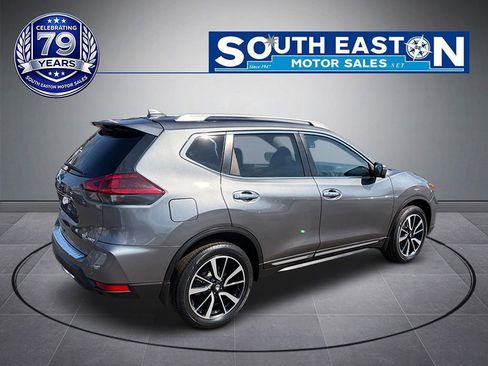 Used 2019 Nissan Rogue SL w/ Premium Package image 7