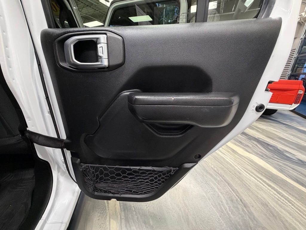 Used 2020 Jeep Wrangler Unlimited Sport AWD/4WD image 44