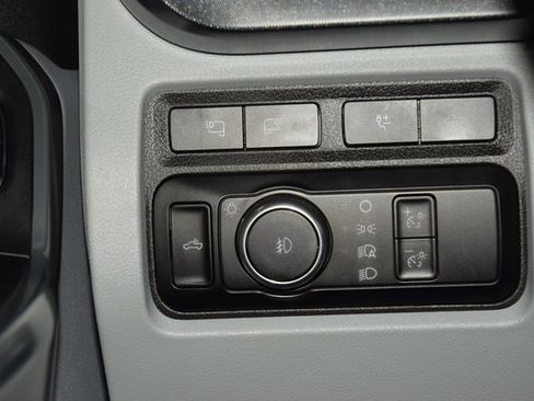 Used 2024 Ford F350 Limited w/ FX4 Off-Road Package image 37