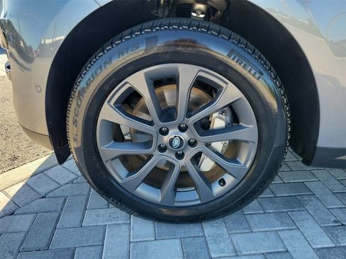 Certified 2025 Land Rover Range Rover Sport SE image 13