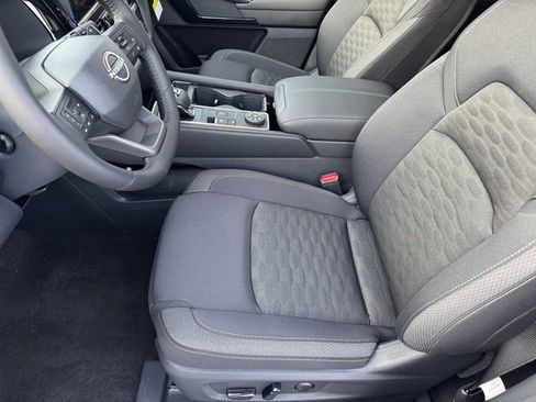 New 2026 Nissan Pathfinder SV image 11