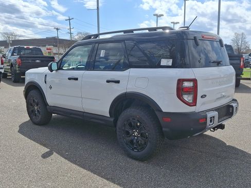 New 2025 Ford Bronco Sport Outer Banks w/ Sasquatch Outer Banks Package image 5